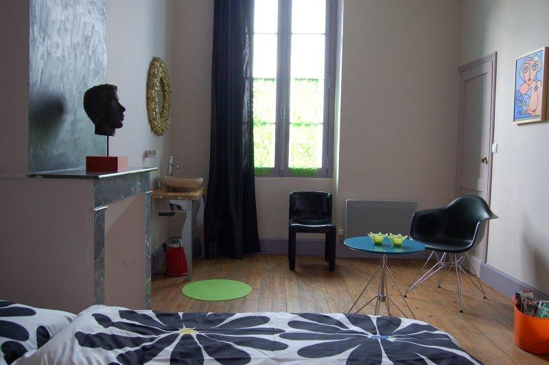 La Vieille Ecole Bed & Breakfast Bourgougnague Room photo